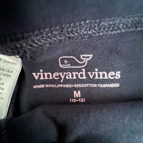 Girls Vineyard Vines navy leggings size 10/12. - Picture 3 of 3